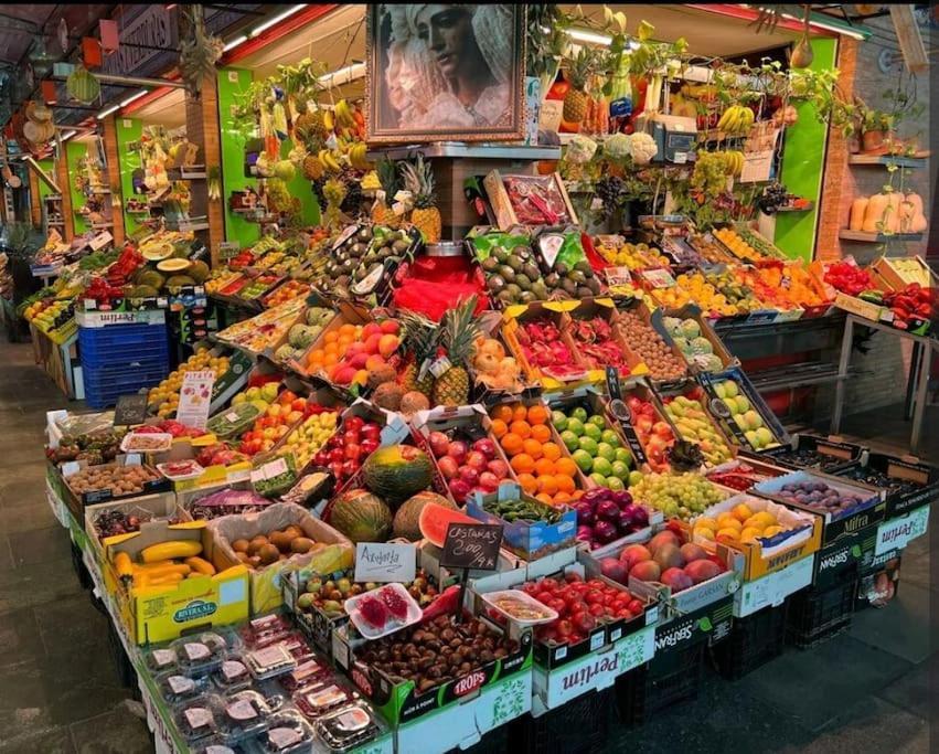 Tipico Y Pintoresco Patio De Vecinos, Con Encanto Sevilla Kültér fotó